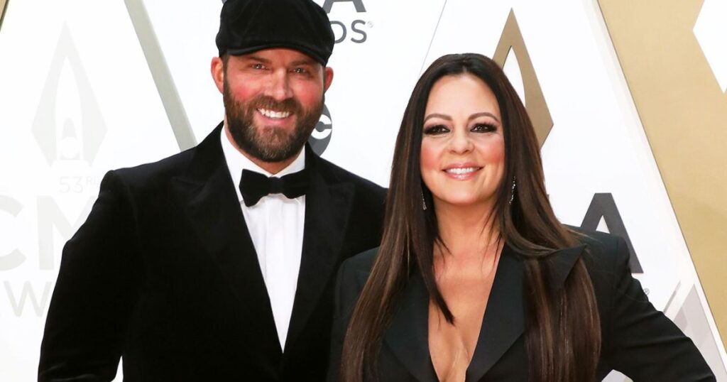 Sara Evans Relationship Status